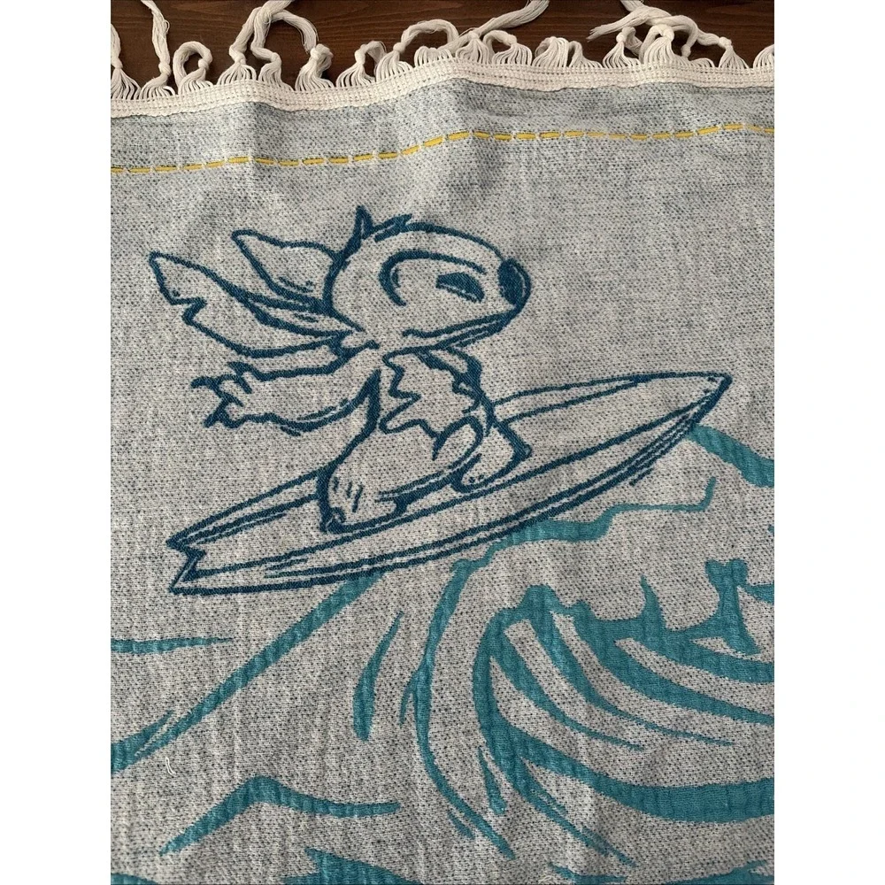 Disney parks Stitch Throw Blanket –‎ Plaid Manta Design